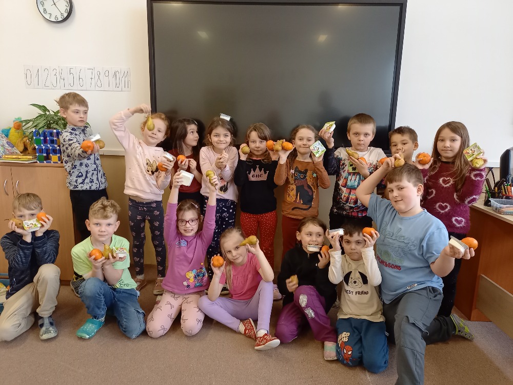 Ovoce, zelenina a mléko do škol